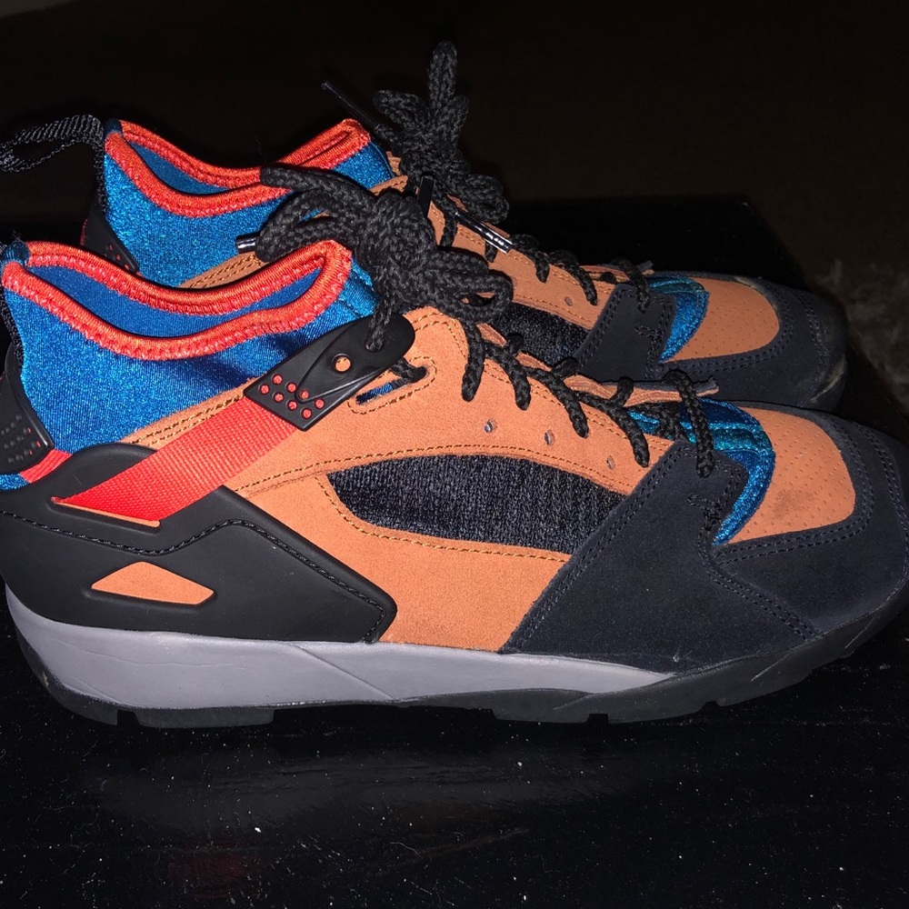 NIKE ACG REVERDERCHI